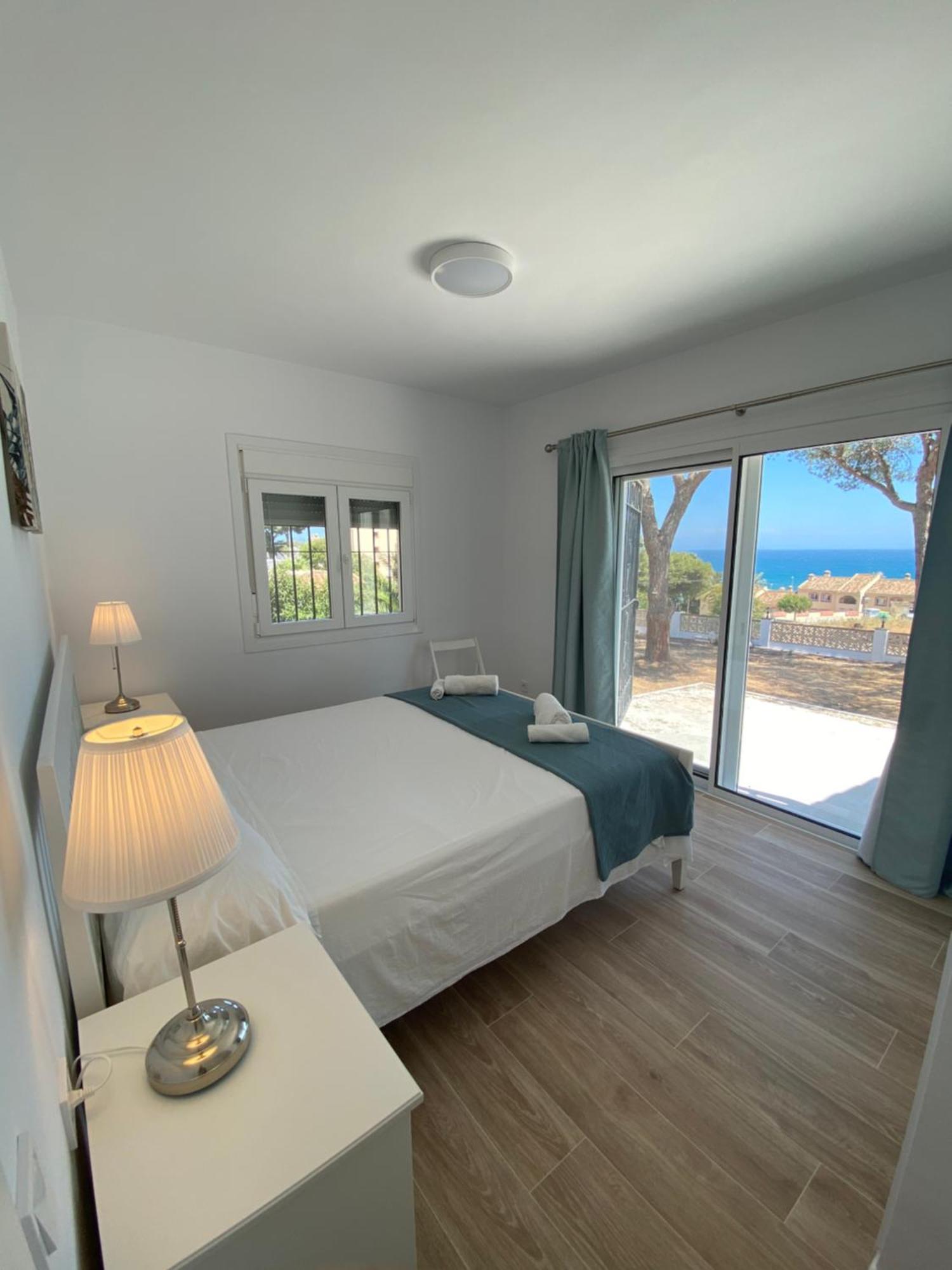 Independent Villa Beach House El Bosque La Cala De Mijas Exteriér fotografie