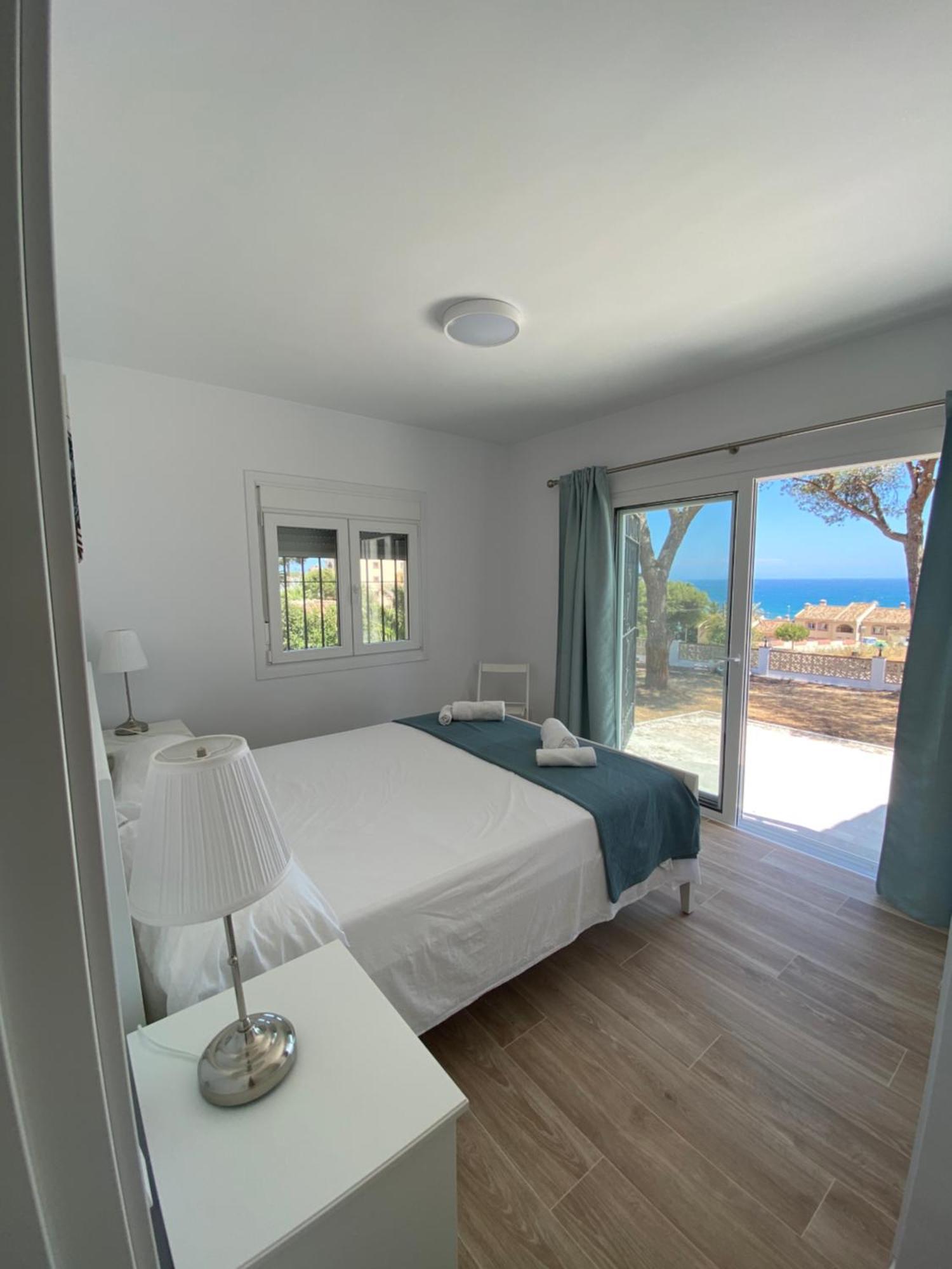 Independent Villa Beach House El Bosque La Cala De Mijas Exteriér fotografie