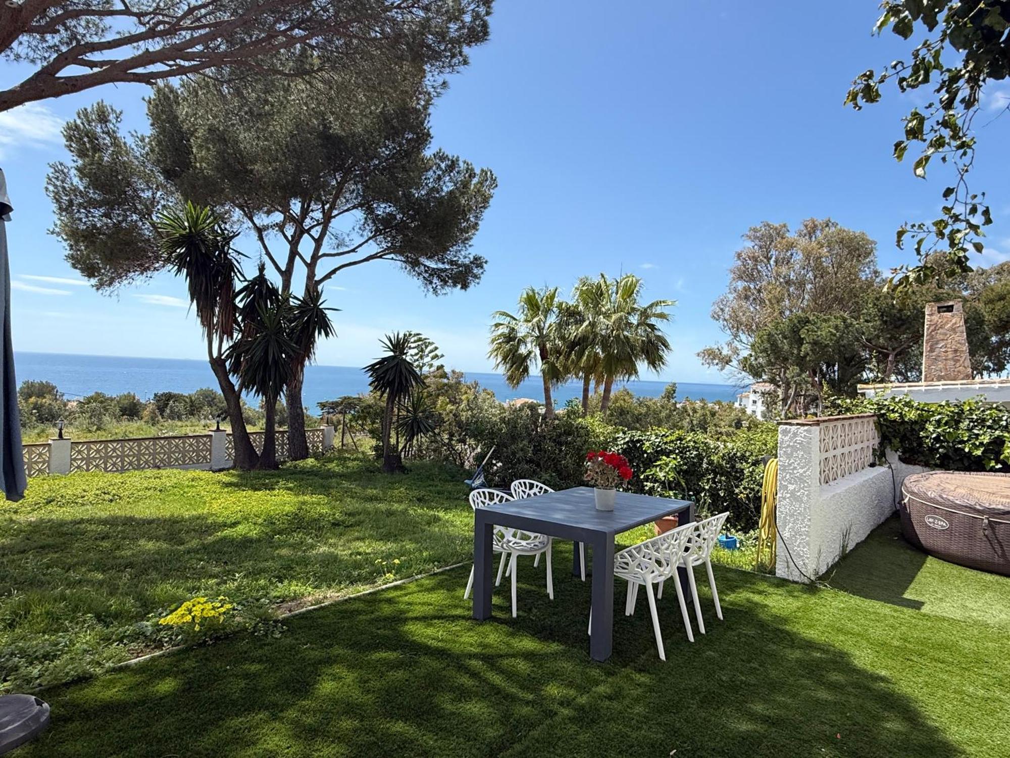 Independent Villa Beach House El Bosque La Cala De Mijas Exteriér fotografie